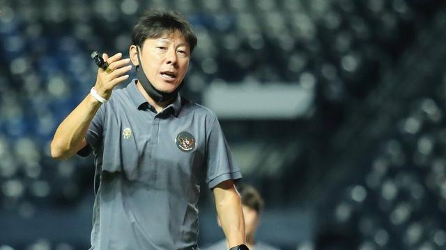 Keren! Pelatih Shin Tae-yong Dalami Islam Saat Berada di Indonesia